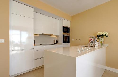 Puerto de la Duquesa Apartment | Pure South Penthouse - Manilva Luxury Condo