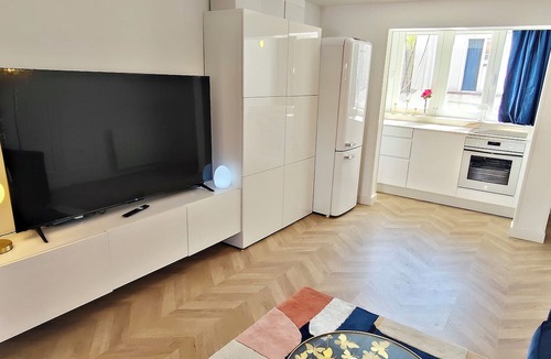 Moncloa - Arguelles Apartment | Quiet, stylish apartment with a terrace in the city center