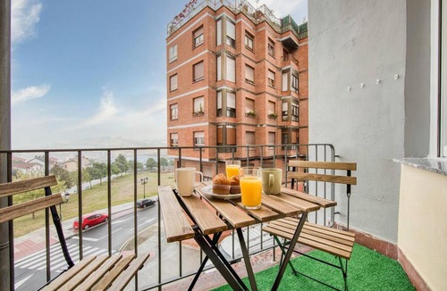 El Cristo y Buenavista Apartment | R2R - Apartamento con vistas y 3 baños - 642A