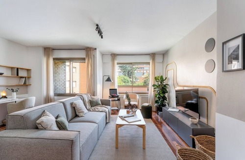 Almagro Apartment | Radia - 4 bedrooms in Almagro