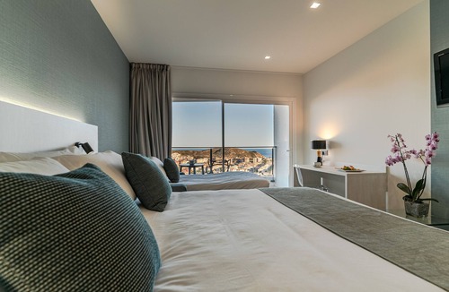 Puerto de Mazarron Hotel | Ramada Resort by Wyndham Puerto de Mazarron
