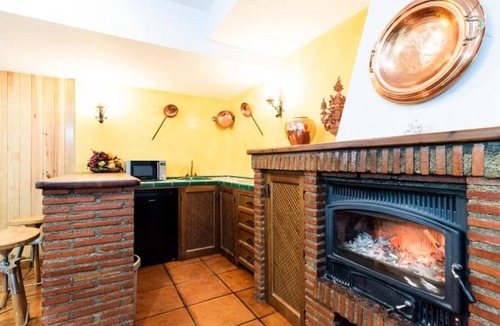 Beiro Apartment | Relaxing house in Granada with seasonal pool