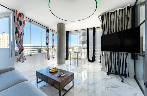 Torremolinos City Centre Apartment | Renovated apartment in Torremolinos