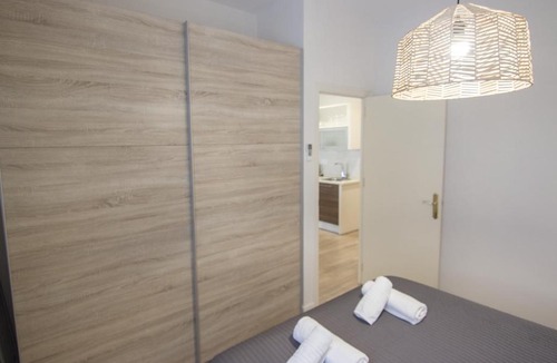 Los Remedios Apartment | RentalSevilla Asunción