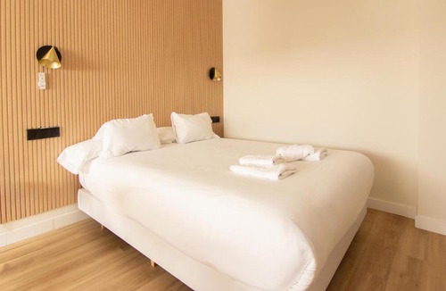 Los Remedios Apartment | RentalSevilla Flota de Indias
