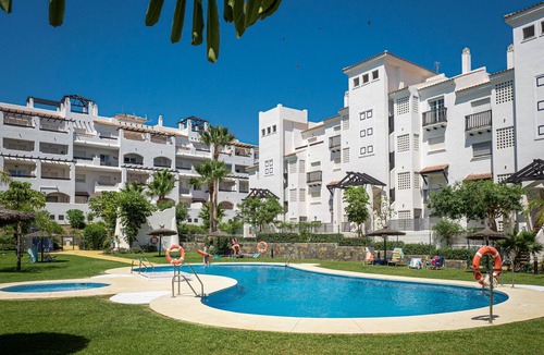 San Luis de Sabinillas Apartment | Residencial Duquesa 2101 Pool View