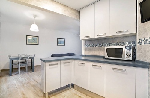 El Puerto de Santa Maria Apartment | 'Ribera Del Marisco' Apartment with Air Conditioning