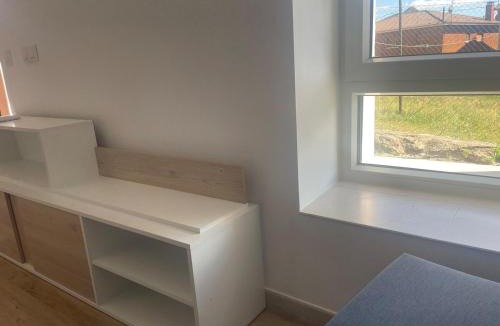 Robledo de Chavela Apartment | Robledo de Chavela, apartamento con cama doble y sofá cama doble en el centro de Robledo de Chavela