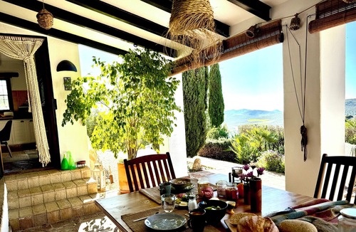 Riogordo House | Romantic finca near Málaga, creatively unique