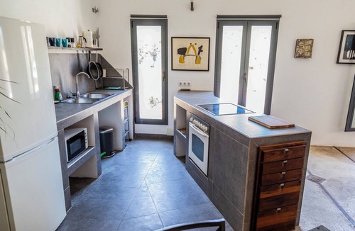 Casabermeja House | Rooftop Bath, Art & Panoramic Views Near Málaga