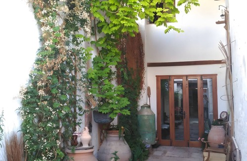 Villarrubia de Santiago Apartment | Room 'Habitación 3' with Private Garden, Wi-Fi and Air Conditioning