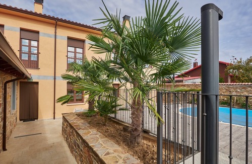 Ferreras de Abajo Apartment | Room 'Habitacion 3' with Shared Pool, Shared Terrace and Wi-Fi