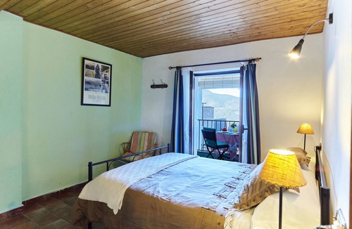 Hornos Apartment | Room 'La Huerta' with Mountain View and Private Terrace