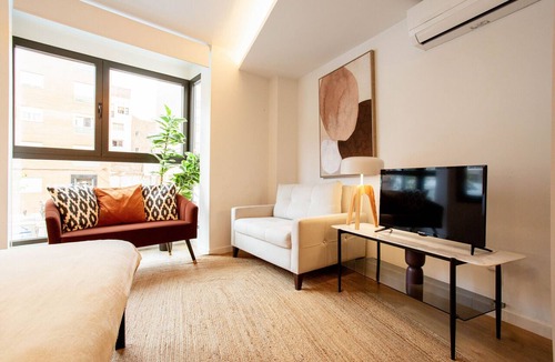 Ciudad Lineal Apartment | Rubik V apartment in Madrid