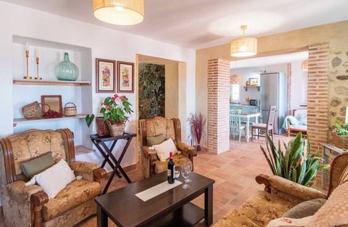 Villanueva de la Concepcion Villa | Rubito el Olmo Villanueva de la Concepción by Ruralidays