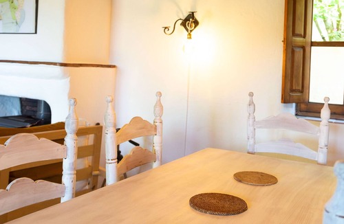 Fuenteheridos House | Rural house and activities. Yoga, Horseback Riding, Hiking, Massage and Gastronomy