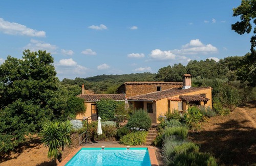 Fuenteheridos House | Rural house and activities. Yoga, Horseback Riding, Hiking, Massage and Gastronomy