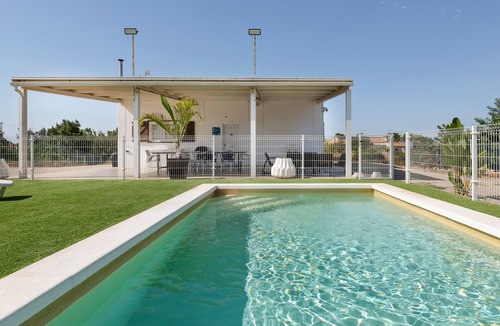 Pozo Los Palos House | Rural House 'Arizona' with Mountain Views, Wi-Fi, and Air Conditioning