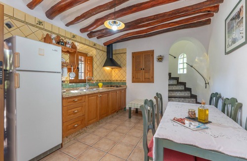Orgiva House | Rural House 'Cortijo Corral Del Gallo' with Mountain Views, Wi-Fi & Air Conditioning