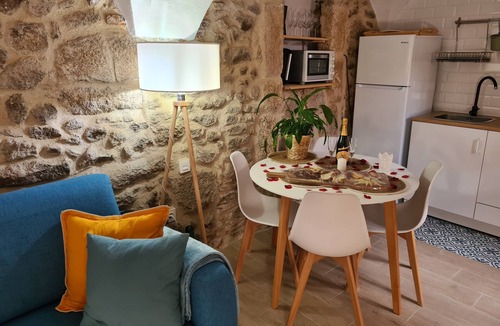 Montanchez Cottage | Rural House El Edén with Swimming Pool and Hydromassage Shower in Barrio Judío de Montánchez