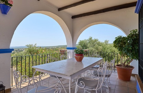 Hornachuelos House | Rural House El Mirador with Pool, Barbecue, Mountain Views & Wi-Fi in Natural Park