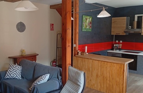 San Martin del Rey Aurelio Cottage | Rural house in the mountains, ideal for disconnecting and hiking.