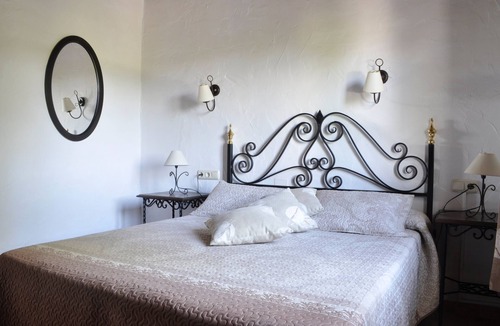 Villanueva de Tapia Hotel | Rural La Paloma