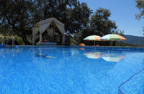Alpandeire House | Rural lodging with private pool. Beautiful views to the mountains (2-5 guests).