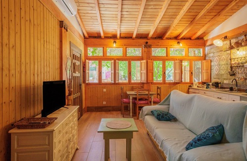 Carmona Apartment | Rural Retreat El Grifo – Relax Near Seville with Private Pool and Outdoor Space