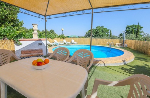Marchena House | Rural Vacation Home "Los Miradores" with Private Pool, 2 Private Terraces & Wi-Fi