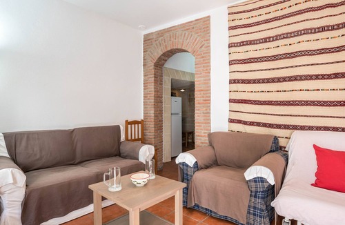 San Ambrosio Apartment | Rustic Holiday Apartment "Casa La Costanilla A" with Rooftop Terrace