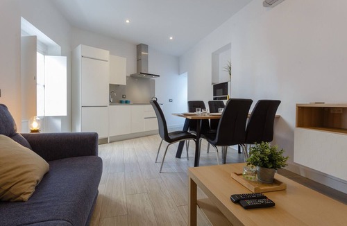Old Town Apartment | SAIL Family Home by Cadiz4Rentals