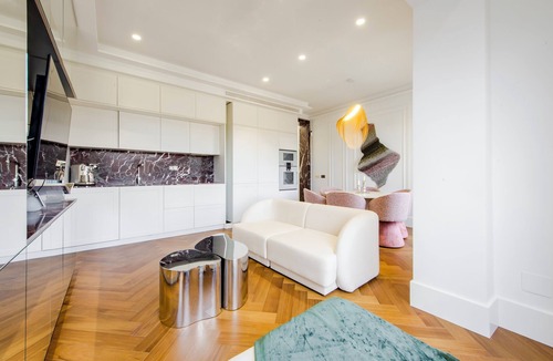 Castellana Apartment | Salamanca Signature | 4BR | PRIME Location