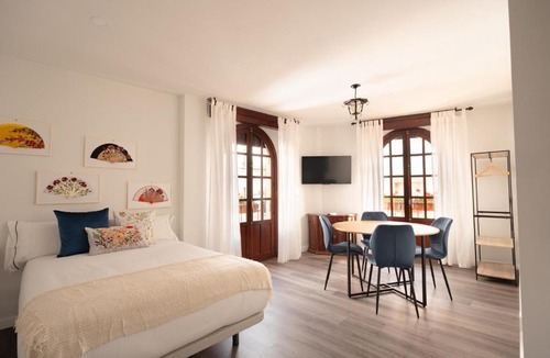 San Basilio Apartment | San Basilio - Plaza del Potro