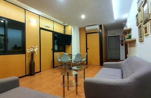 Casas Baratas Apartment | San Jorge, Parking Privado Gratis