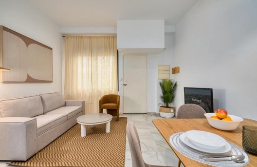 Feria Apartment | San Marcos Loft, by Homing U