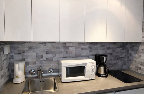 Pradollano Apartment | Sanbet Urban Alhambra- Parking and Swimming Pool