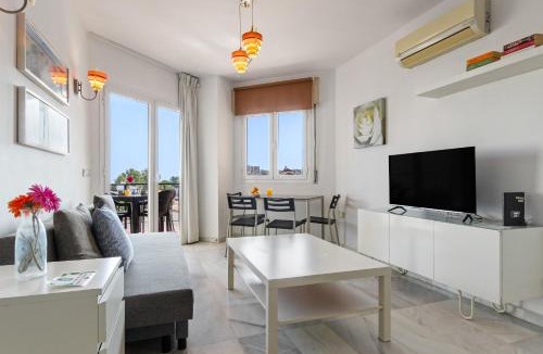 Carihuela Apartment | Santa Amalia 43 By IVI Real Estate