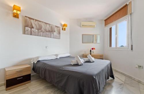 Carihuela Apartment | Santa Amalia 43 By IVI Real Estate