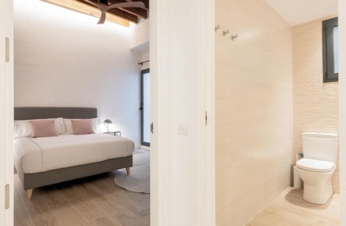 San Lorenzo Apartment | Santa Ana 18 Suite Apartments