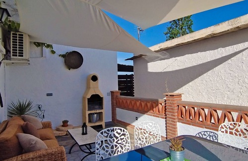 Nechite House | Schönes Haus in Anlage mit Schwimmbad by Interhome