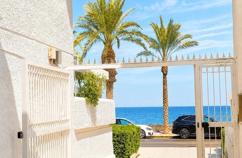 Aguadulce Apartment | Sea Level Suites, 3 Hab, terraza con vistas al mar, salida a la playa y piscina