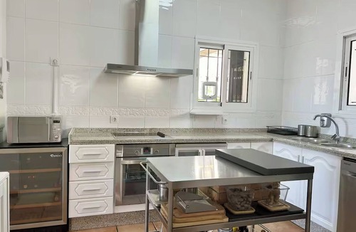 Malaga-Este Villa | Sea View Villa with Private Pool near Malaga - Quiet, Bright and Spacious
