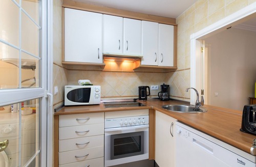 Ayamonte House | Seafront Apartment with Ocean Views, Wi-Fi, and Air Conditioning