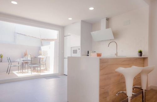 Los Gallos-Cerromolino Cottage | Semi detached house with pool