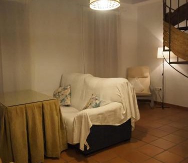Zuheros Apartment | Sendero de la Subbetica - Apartamentos Turisticos en Zuheros - Holiday Home