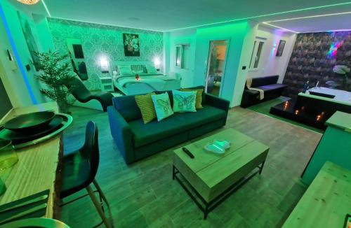 Prado del Rey Apartment | Sensual Sierra VIP
