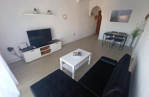 Alcala de Guadaira Apartment | Sevilla Gateway a 10 min Sevilla y cerca aeropuerto, 3 habitaciones, 2 camas en cada habitación y sofá cama
