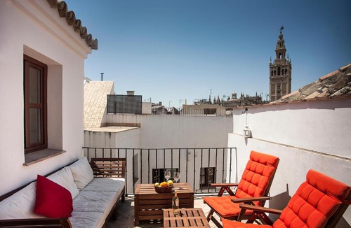 Santa Cruz Apartment | SevilleBnB Group- Angeles House, private terrace with Cathedral Views