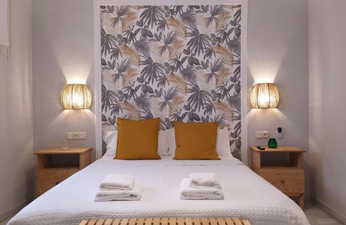 Jerez de la Frontera Old Town Apartment | Sherryflat Caballeros - Parking